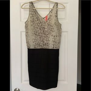 Eight Sixty Animal Print sleeveless Dress